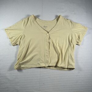 D & Co Essentials Women’s 1X Yellow Short Sleeve Top Button Front Casual